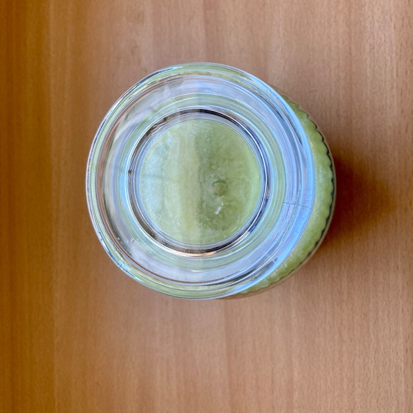 Mystic Harbor by Yankee Candle Island Passion Fruit Candle - Picture 4 of 4